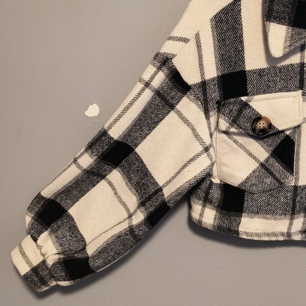 Shein Girl's Small Black & White Jacket